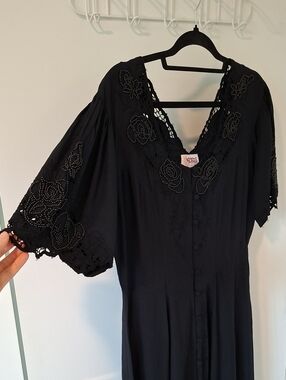 Vintage 90's Black Basque Waist Beaded Floral Button-up Maxi Dress (Size L)